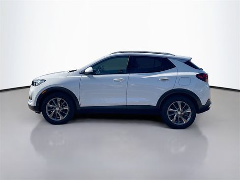 Used 2023 Buick Encore GX Essence w/ Experience Buick Package image 4