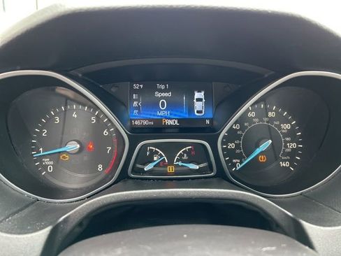 Used 2017 Ford Focus SE image 9