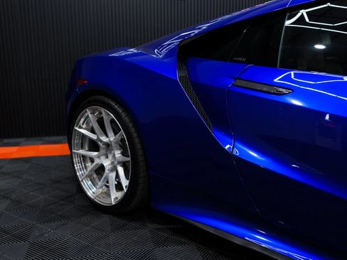 Used 2017 Acura NSX AWD/4WD image 6