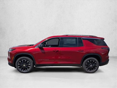New 2026 Chevrolet Traverse LT w/ Sun and Wheel Package FWD image 5