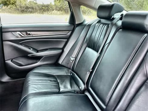 Certified 2018 Honda Accord Touring image 14