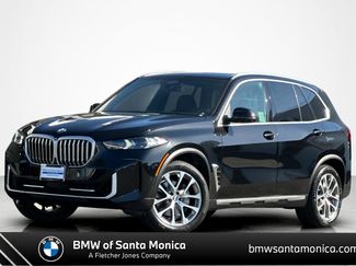 Used 2024 BMW X5 sDrive40i w/ Parking Assistance Package RWD video 1