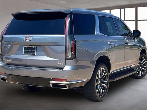 Used 2021 Cadillac Escalade Premium Luxury AWD/4WD image 2