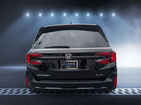 New 2026 Honda Odyssey Elite image 4