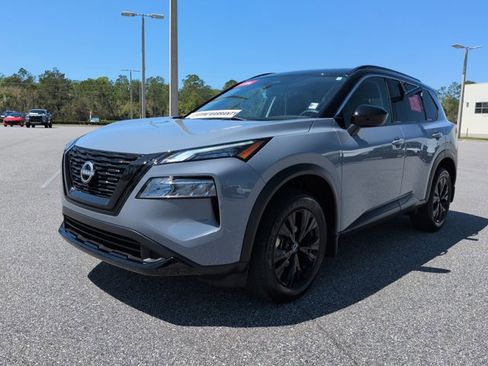 Certified 2023 Nissan Rogue SV w/ SV Premium B Package image 8