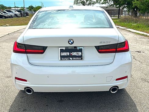 New 2026 BMW 330i Sedan w/ Premium Package RWD image 7