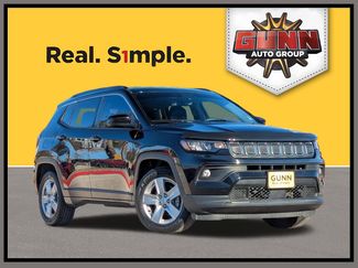 Used 2022 Jeep Compass Latitude video 1