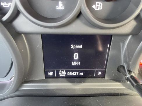 Used 2022 Chevrolet Silverado 1500 Custom image 9