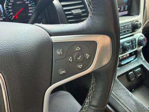 Used 2019 GMC Yukon XL SLT AWD/4WD image 21