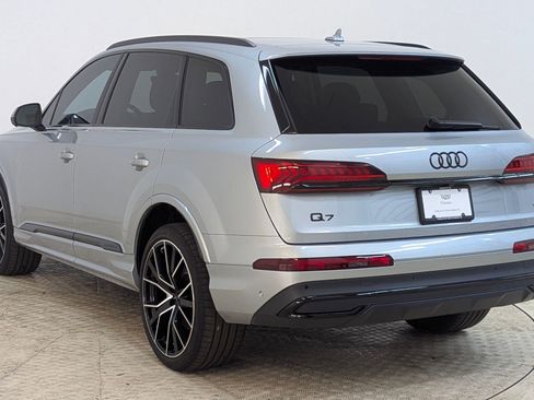 Used 2023 Audi Q7 3.0T Prestige w/ Prestige Package image 3