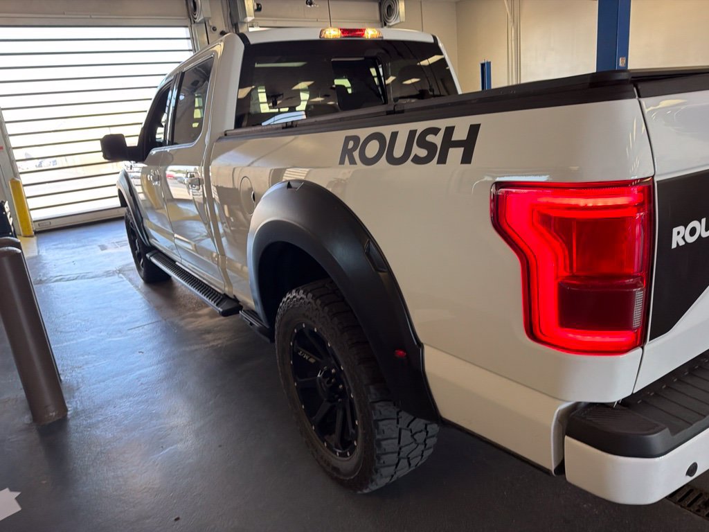 Used 2017 Ford F150 XLT w/ Equipment Group 302A Luxury AWD/4WD image 11