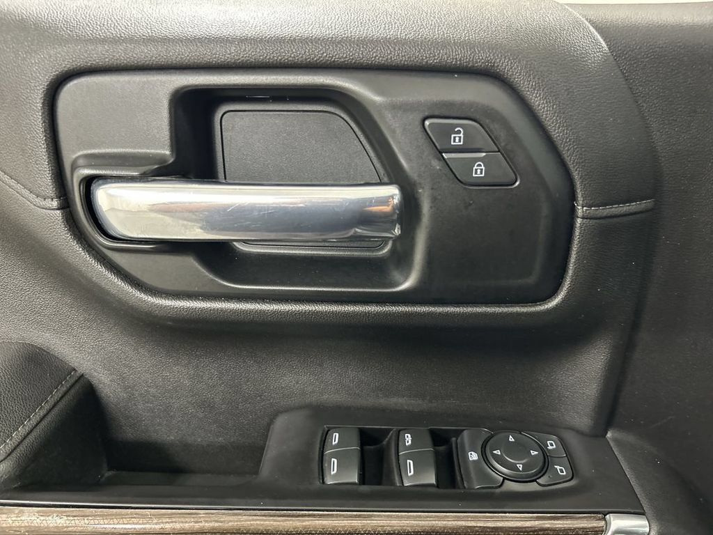 Used 2020 Chevrolet Silverado 1500 RST AWD/4WD image 11