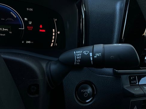 Used 2025 Toyota Camry LE image 35