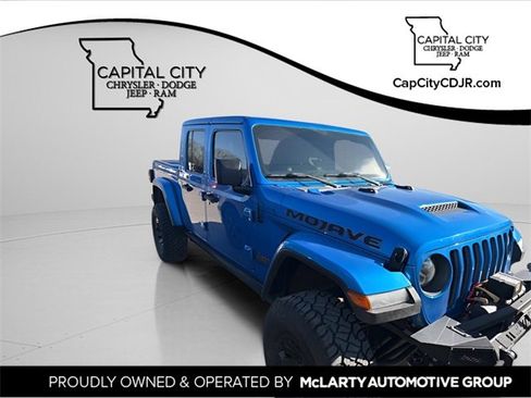 Used 2021 Jeep Gladiator Mojave image 1