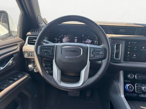 Used 2023 GMC Yukon XL Denali w/ Max Trailering Package AWD/4WD image 9