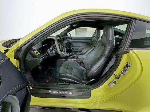 New 2026 Porsche 911 Carrera GTS image 5