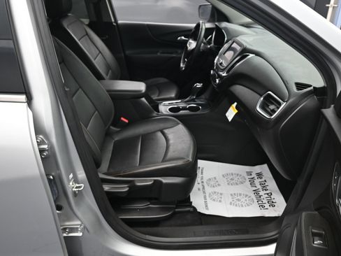 Certified 2020 Chevrolet Equinox LT w/ Sport Edition image 25
