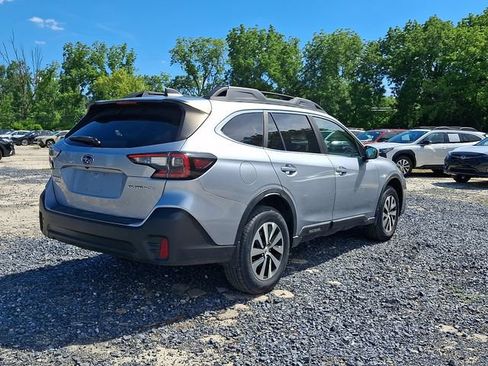 Used 2020 Subaru Outback Premium AWD/4WD image 8
