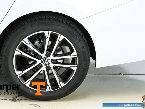 Used 2025 Volkswagen Jetta Sport image 42