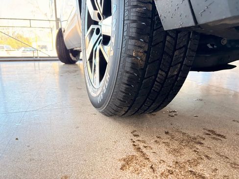 Used 2022 Volkswagen Atlas SE image 41