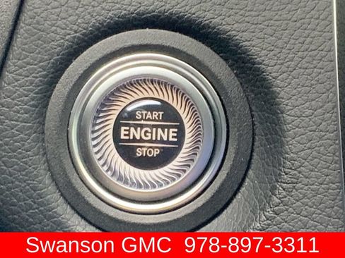 Used 2021 Mercedes-Benz GLC 300 4MATIC w/ AMG Line image 17