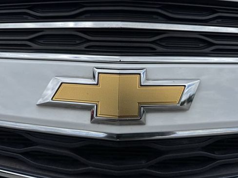 Used 2017 Chevrolet Equinox LT w/ Convenience Package FWD image 28