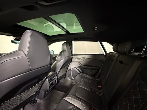 Used 2024 Audi SQ8 Premium Plus w/ Executive Package AWD/4WD image 28