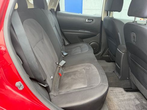 Used 2013 Nissan Rogue S AWD/4WD image 21