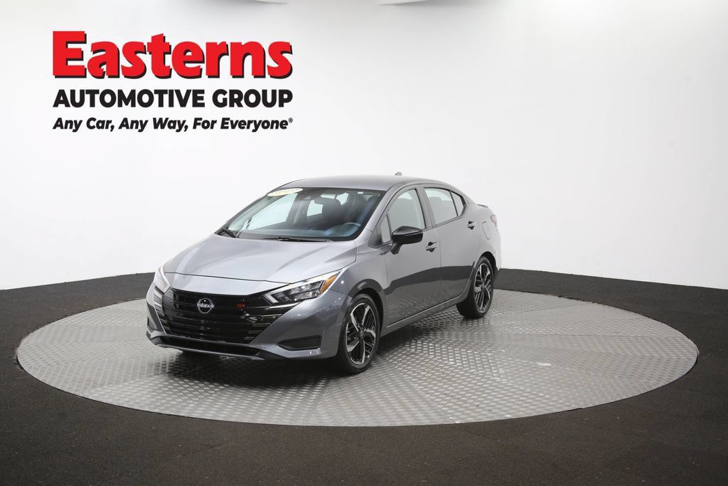 Used 2024 Nissan Versa SR FWD image 57
