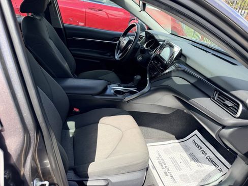 Used 2024 Toyota Camry LE FWD image 21