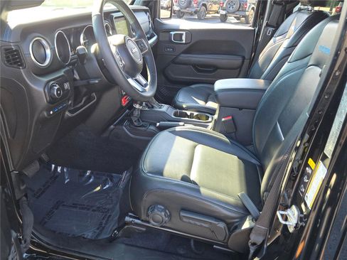 Used 2023 Jeep Wrangler Unlimited Rubicon 4xe image 26