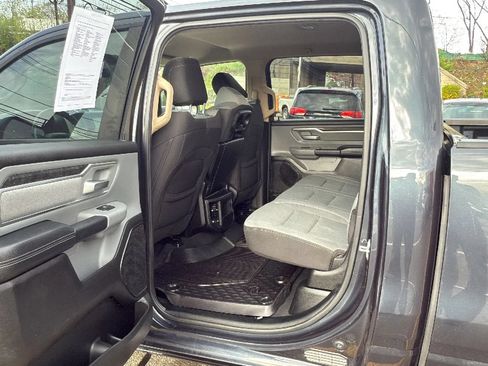 Used 2019 RAM 1500 Big Horn AWD/4WD image 26