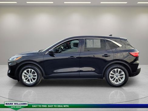 Used 2020 Ford Escape SE image 7