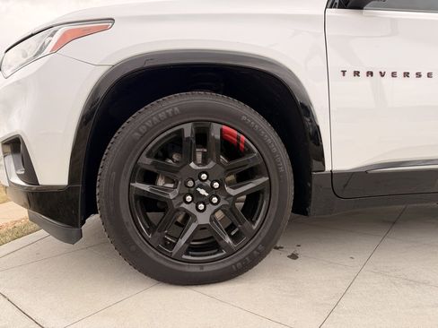 Used 2020 Chevrolet Traverse Premier w/ Redline Edition image 13