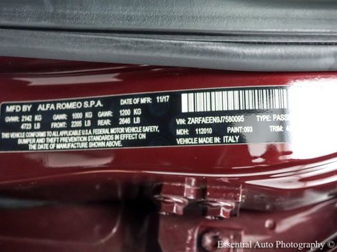 Used 2018 Alfa Romeo Giulia Ti image 32