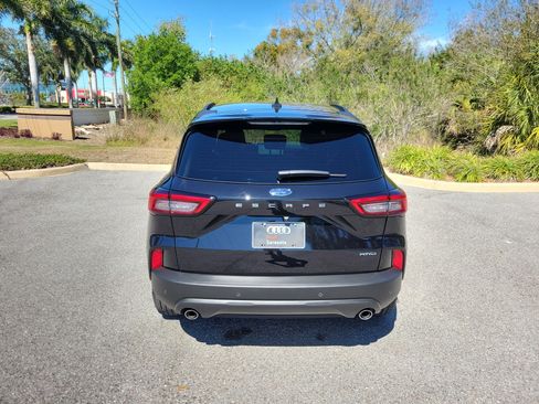 Used 2025 Ford Escape ST-Line Select w/ Tech Pack #1 image 5