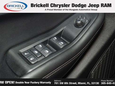 Used 2025 Jeep Grand Cherokee Limited AWD/4WD image 30
