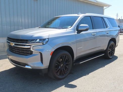 Used 2023 Chevrolet Tahoe LT w/ LT Signature Package AWD/4WD image 8
