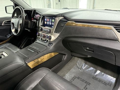 Used 2016 GMC Yukon XL Denali w/ Open Road Package AWD/4WD image 47
