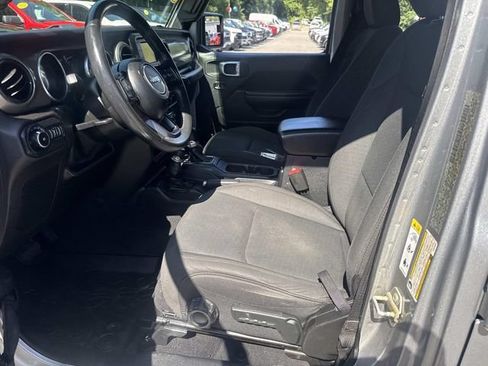 Used 2019 Jeep Wrangler Unlimited Sport S AWD/4WD image 19