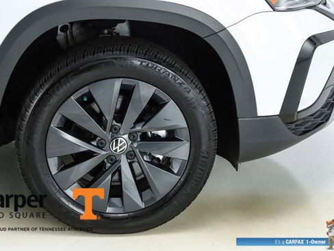 Used 2022 Volkswagen Taos S image 14