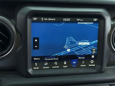 Used 2023 Jeep Wrangler Willys image 16