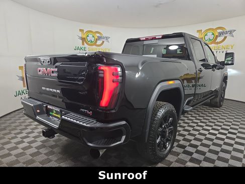 Certified 2025 GMC Sierra 2500 AT4 w/ Technology Package image 9