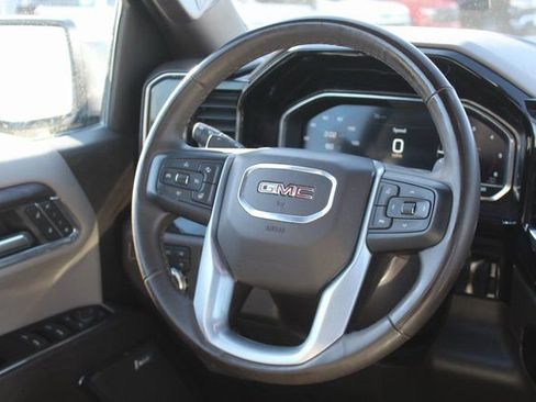 Used 2023 GMC Sierra 1500 SLT image 22
