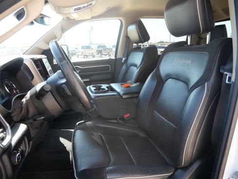 Used 2020 RAM 1500 Laramie AWD/4WD image 22
