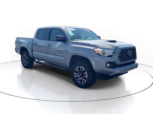 Certified 2021 Toyota Tacoma TRD Sport w/ Technology Package image 4