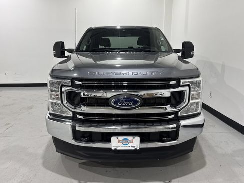 Used 2022 Ford F250 XLT AWD/4WD image 11