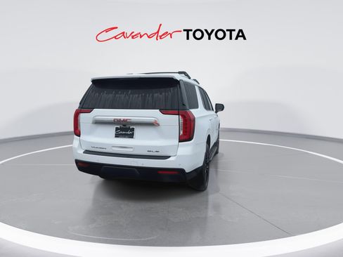 Used 2024 GMC Yukon SLE w/ Gmc Pro Safety Plus Package image 7