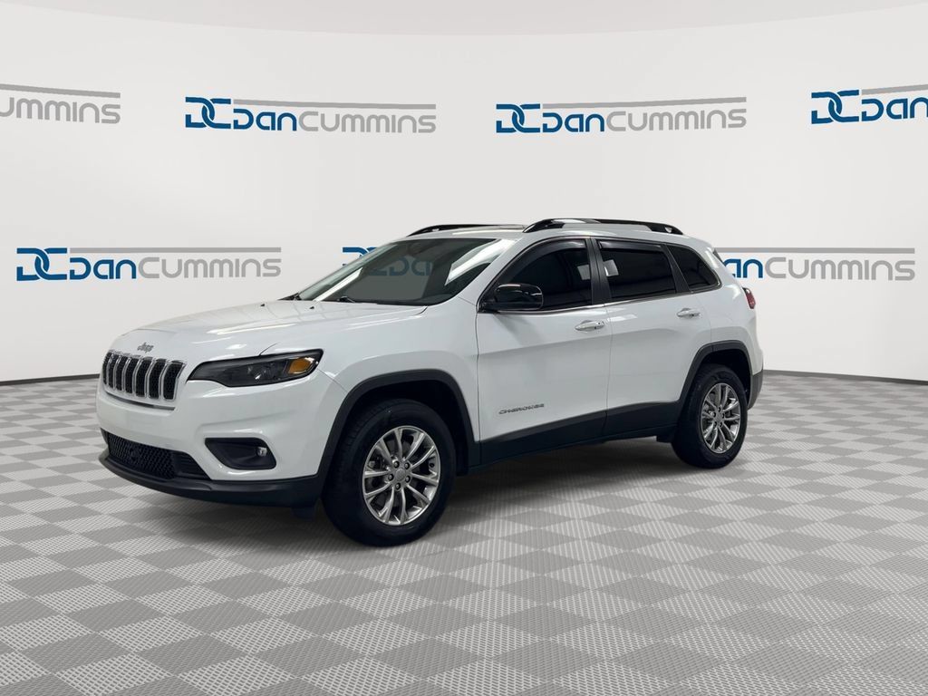 Used 2022 Jeep Cherokee Latitude Lux w/ Sun & Sound Group AWD/4WD image 4