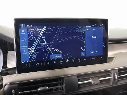 New 2026 Lincoln Corsair Premiere image 7